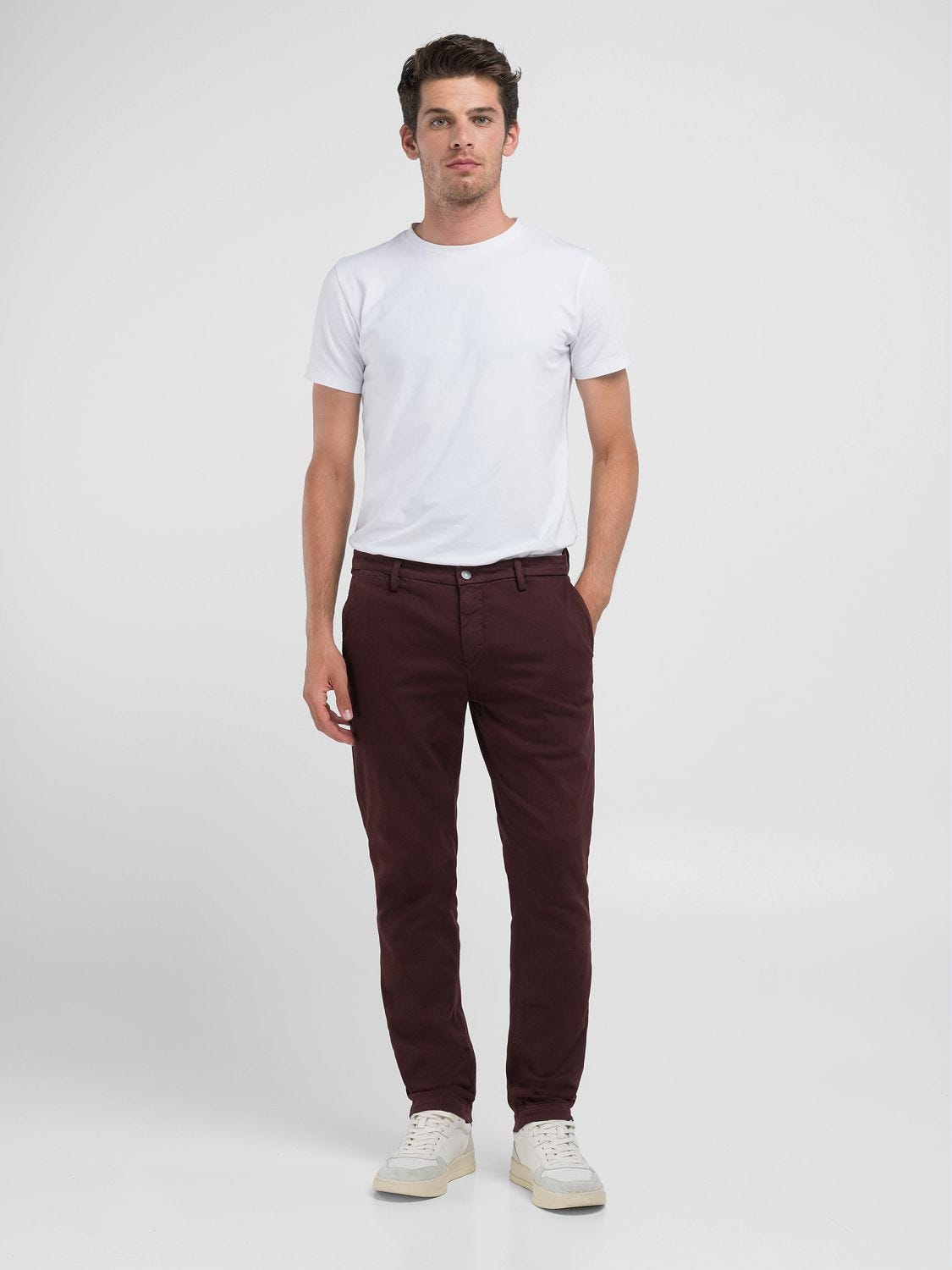 ZEUMAR SLIM-FIT CHINOS