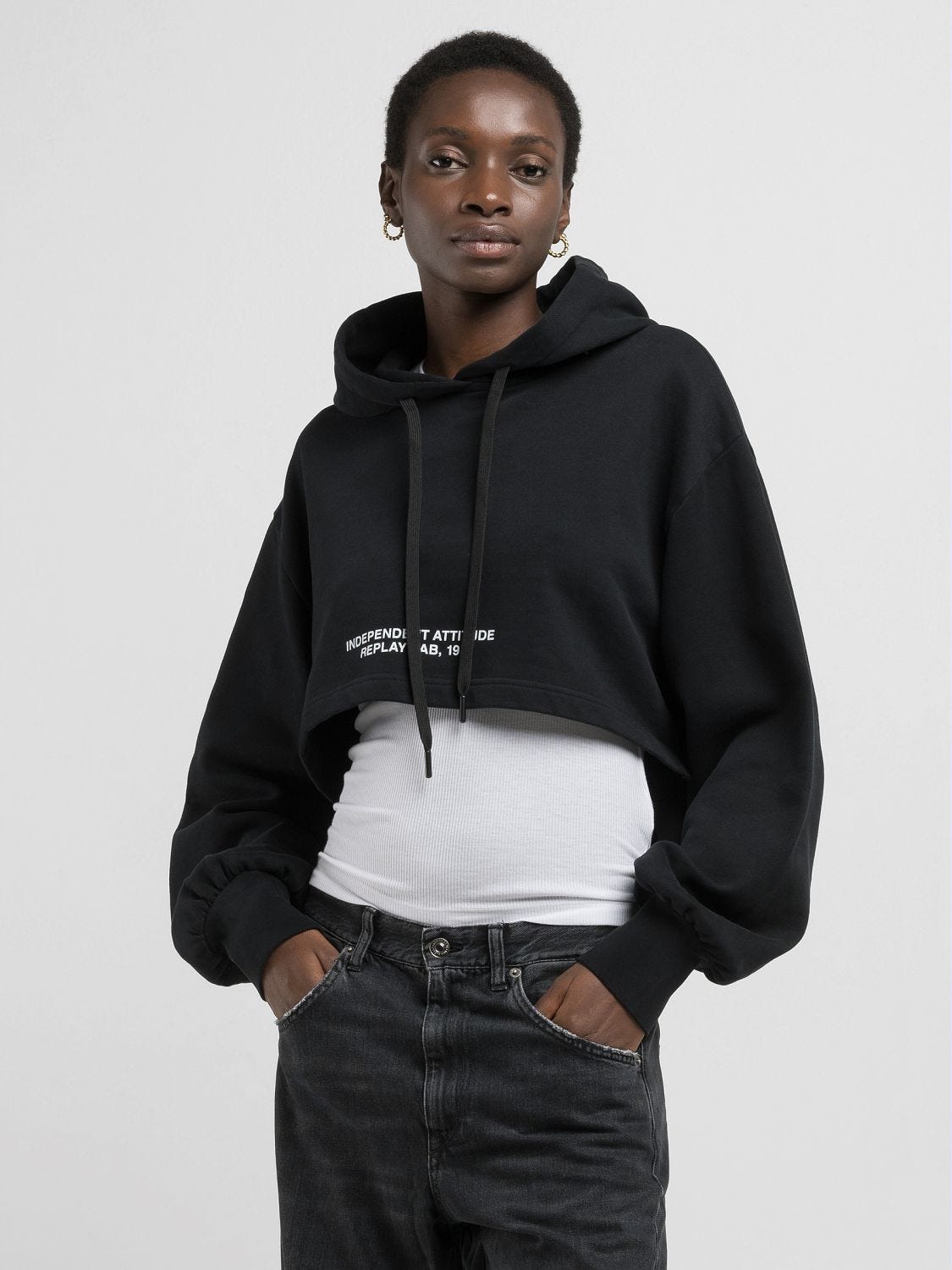 OVERSIZED CROPPED SWEATSHIRT