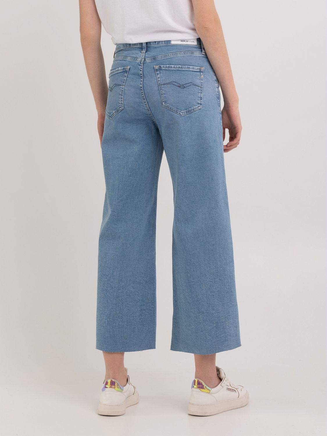 Wide leg clearance ankle length jeans