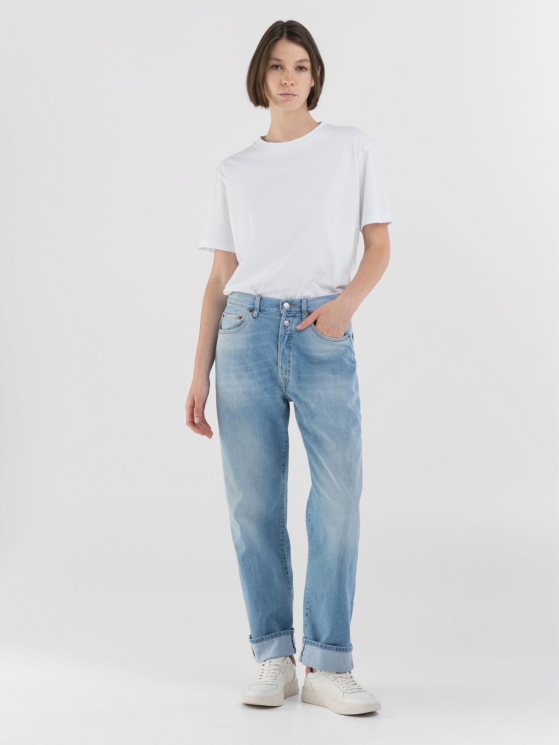 W9Z1 straight fit jeans
